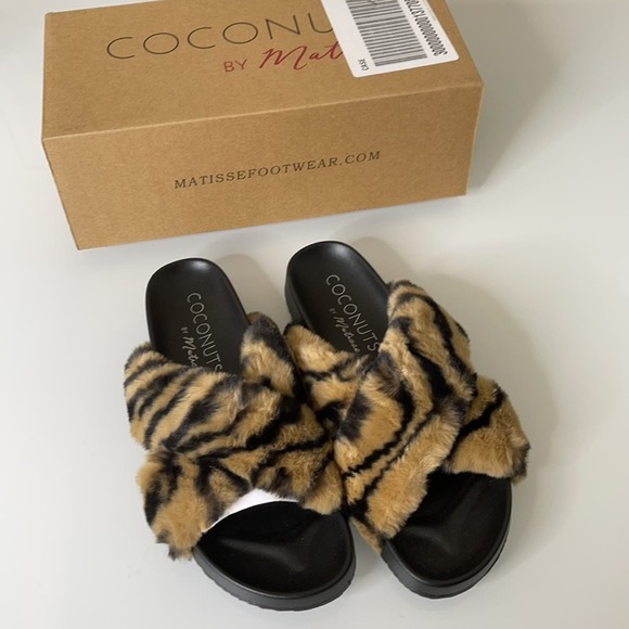 Anthropologie COCONUTS by Matisse Seasons Cheetah Slippers Size 8 - Picture 3 of 8
